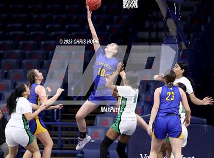 Thumbnail 3 in Sahuarita vs Amphitheater (MLK Basketball Classic) photogallery.