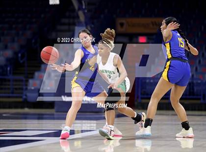 Thumbnail 1 in Sahuarita vs Amphitheater (MLK Basketball Classic) photogallery.