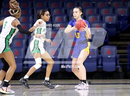Thumbnail 3 in Sahuarita vs Amphitheater (MLK Basketball Classic) photogallery.