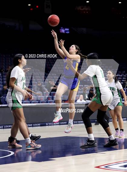 Thumbnail 2 in Sahuarita vs Amphitheater (MLK Basketball Classic) photogallery.