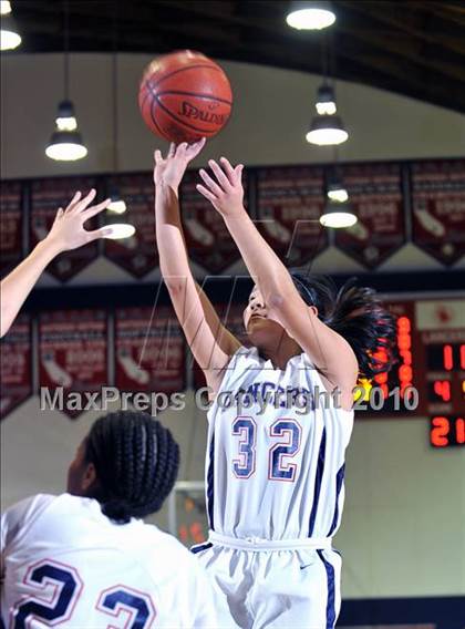 Thumbnail 2 in San Marino @ La Salle (CIF SS D4A Playoffs) photogallery.