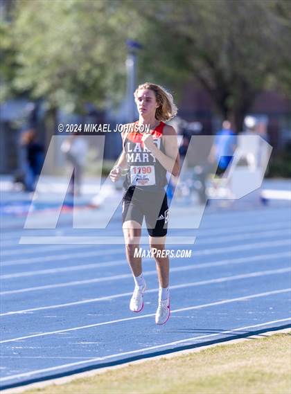 Thumbnail 3 in UF Relays (Saturday - 4 x 800 Meter Heat 1) photogallery.