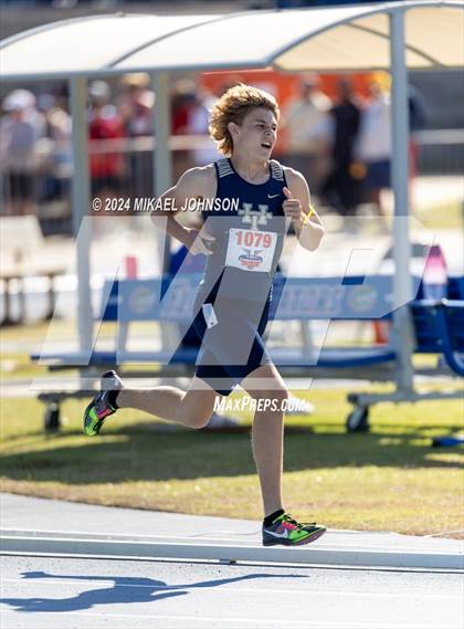 Thumbnail 2 in UF Relays (Saturday - 4 x 800 Meter Heat 1) photogallery.