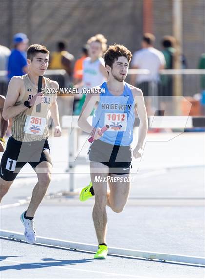 Thumbnail 3 in UF Relays (Saturday - 4 x 800 Meter Heat 1) photogallery.
