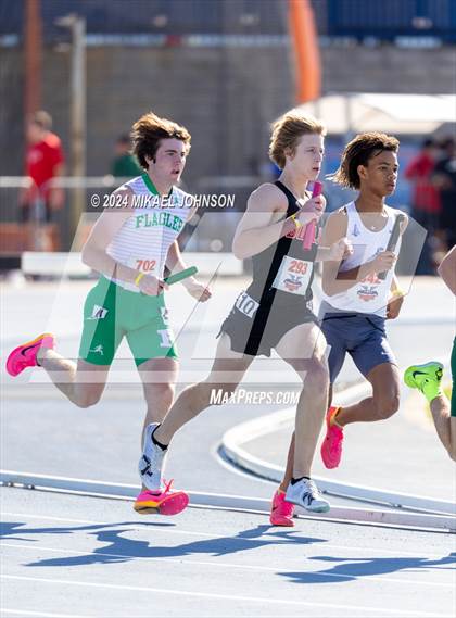 Thumbnail 3 in UF Relays (Saturday - 4 x 800 Meter Heat 1) photogallery.