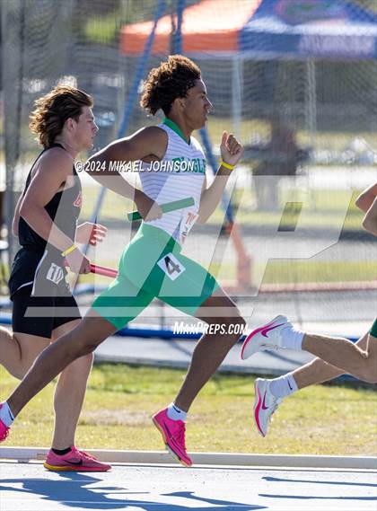 Thumbnail 3 in UF Relays (Saturday - 4 x 800 Meter Heat 1) photogallery.