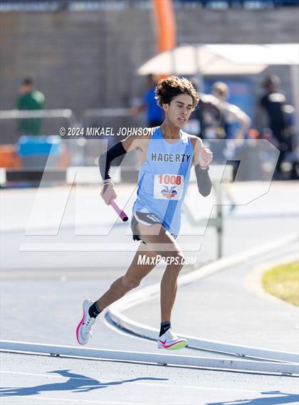 Thumbnail 1 in UF Relays (Saturday - 4 x 800 Meter Heat 1) photogallery.