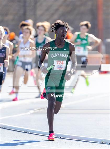 Thumbnail 3 in UF Relays (Saturday - 4 x 800 Meter Heat 1) photogallery.