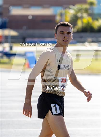 Thumbnail 1 in UF Relays (Saturday - 4 x 800 Meter Heat 1) photogallery.