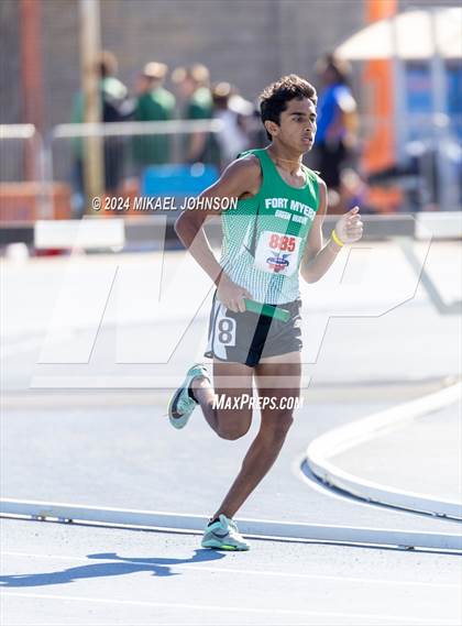 Thumbnail 2 in UF Relays (Saturday - 4 x 800 Meter Heat 1) photogallery.