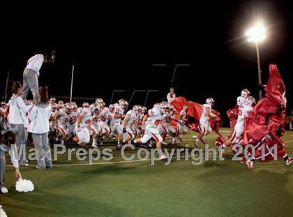 Thumbnail 1 in Highlands vs. Dixie Heights (KHSAA Class 5A Commonwealth Gridiron Bowl) photogallery.