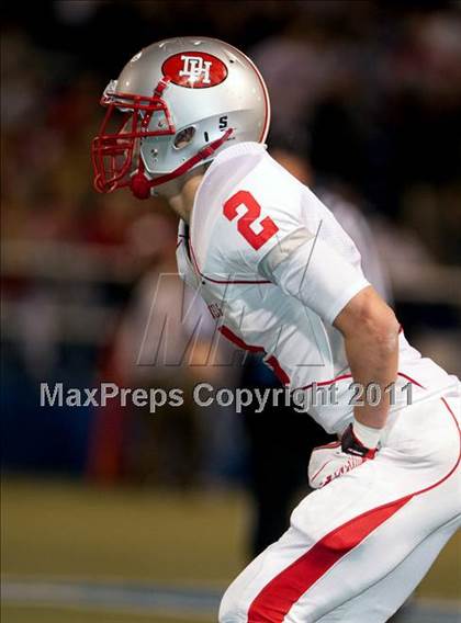 Thumbnail 1 in Highlands vs. Dixie Heights (KHSAA Class 5A Commonwealth Gridiron Bowl) photogallery.