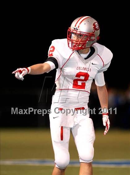 Thumbnail 2 in Highlands vs. Dixie Heights (KHSAA Class 5A Commonwealth Gridiron Bowl) photogallery.
