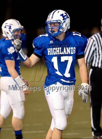 Thumbnail 3 in Highlands vs. Dixie Heights (KHSAA Class 5A Commonwealth Gridiron Bowl) photogallery.