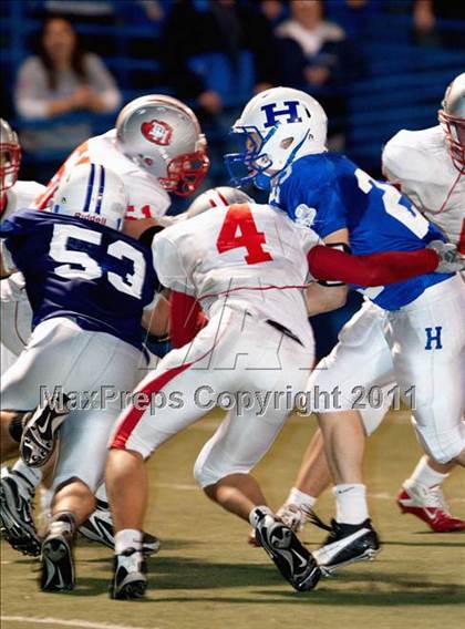 Thumbnail 2 in Highlands vs. Dixie Heights (KHSAA Class 5A Commonwealth Gridiron Bowl) photogallery.