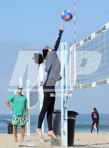Thumbnail 2 in Mira Costa vs. Palisades (IBVL Competition) photogallery.