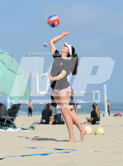 Thumbnail 3 in Mira Costa vs. Palisades (IBVL Competition) photogallery.