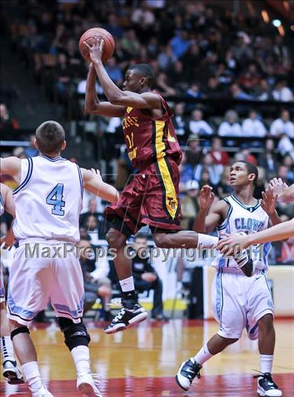 Thumbnail 2 in Tulare Union vs. Clovis North (CIF CS D2 Final) photogallery.