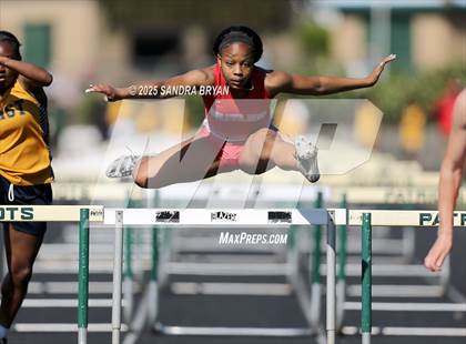 Thumbnail 3 in Independence Track Meet photogallery.