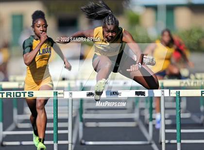 Thumbnail 2 in Independence Track Meet photogallery.