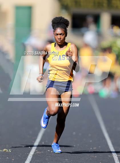 Thumbnail 3 in Independence Track Meet photogallery.