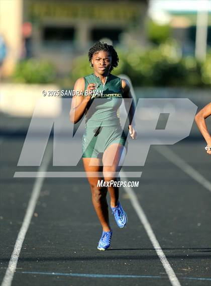 Thumbnail 2 in Independence Track Meet photogallery.
