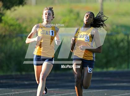 Thumbnail 3 in Independence Track Meet photogallery.