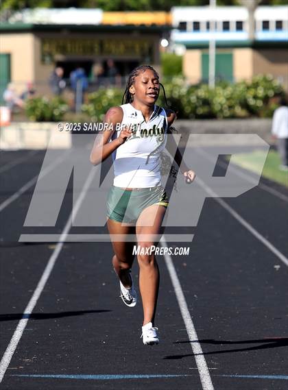 Thumbnail 2 in Independence Track Meet photogallery.