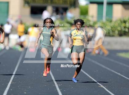 Thumbnail 2 in Independence Track Meet photogallery.