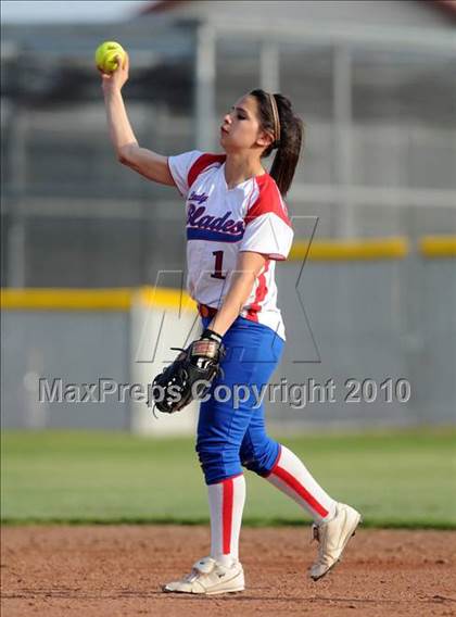 Thumbnail 1 in East Bakersfield @ Liberty photogallery.