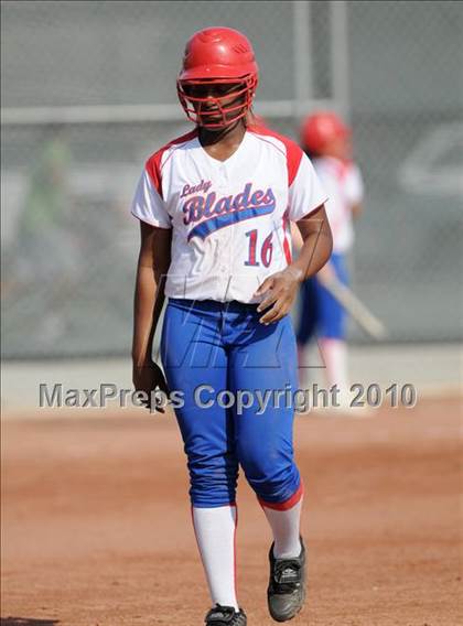Thumbnail 1 in East Bakersfield @ Liberty photogallery.