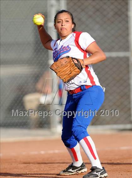 Thumbnail 1 in East Bakersfield @ Liberty photogallery.
