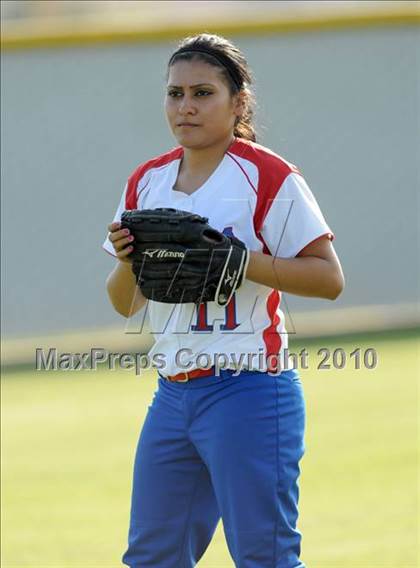 Thumbnail 1 in East Bakersfield @ Liberty photogallery.