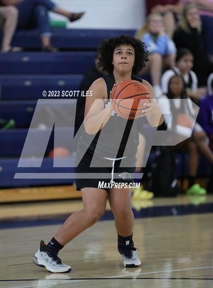 Thumbnail 1 in Teays Valley vs Hilliard Darby (Scrimmage) photogallery.