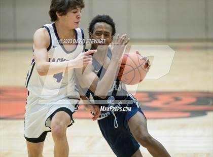 Thumbnail 2 in Jackson vs. Woodward photogallery.