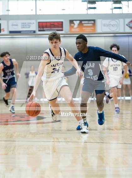 Thumbnail 2 in Jackson vs. Woodward photogallery.