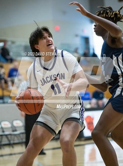 Thumbnail 3 in Jackson vs. Woodward photogallery.