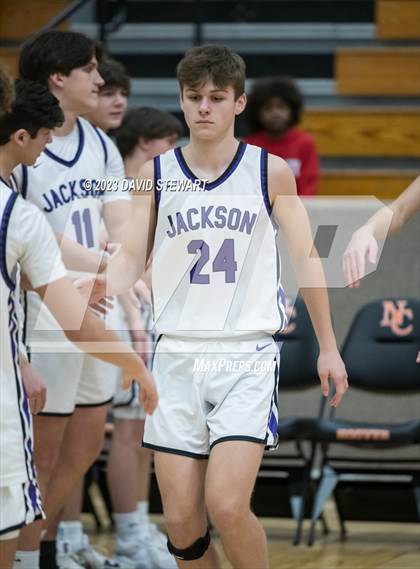 Thumbnail 1 in Jackson vs. Woodward photogallery.