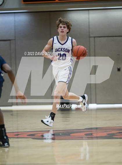 Thumbnail 2 in Jackson vs. Woodward photogallery.