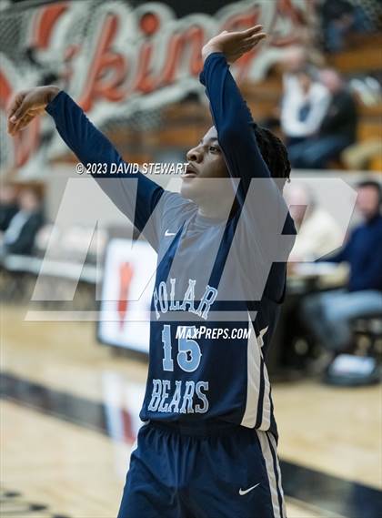 Thumbnail 3 in Jackson vs. Woodward photogallery.