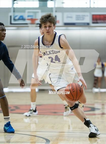 Thumbnail 1 in Jackson vs. Woodward photogallery.