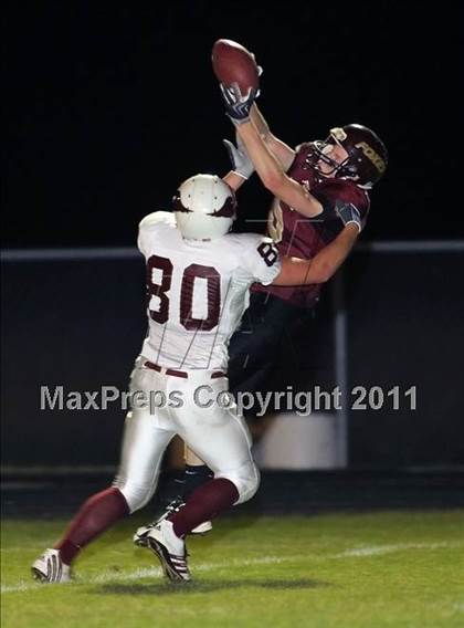 Thumbnail 2 in Mayville @ Omro photogallery.