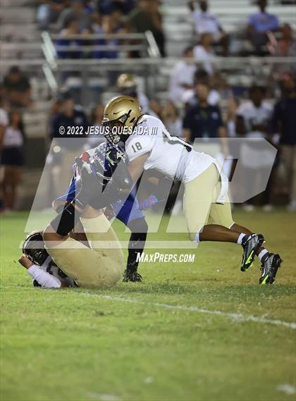 Thumbnail 2 in Mater Dei Catholic @ Central photogallery.