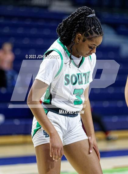 Thumbnail 3 in Fort Wayne South Side vs. Concord (PSM Holiday Shootout) photogallery.