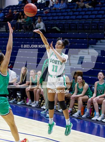 Thumbnail 2 in Fort Wayne South Side vs. Concord (PSM Holiday Shootout) photogallery.
