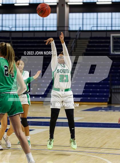 Thumbnail 1 in Fort Wayne South Side vs. Concord (PSM Holiday Shootout) photogallery.