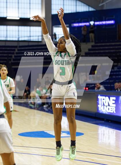 Thumbnail 2 in Fort Wayne South Side vs. Concord (PSM Holiday Shootout) photogallery.