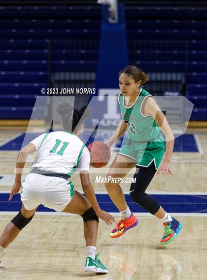 Thumbnail 2 in Fort Wayne South Side vs. Concord (PSM Holiday Shootout) photogallery.