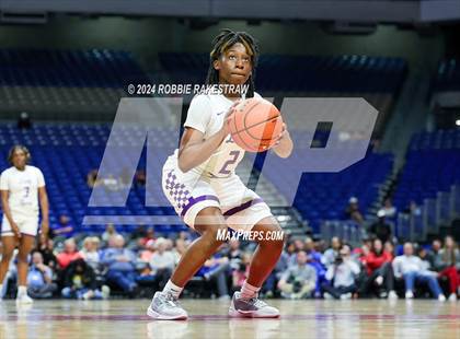 Thumbnail 1 in Lincoln vs. La Vega (UIL 4A Basketball Semifinal) photogallery.