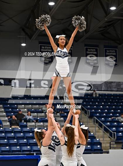 Thumbnail 2 in Harrison vs Greenwood photogallery.